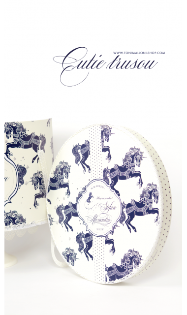 Trusou de botez brodat pentru baiati elegant cu unicorni, Butter Horse 14